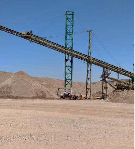 Estructura industrial de una cinta transportadora